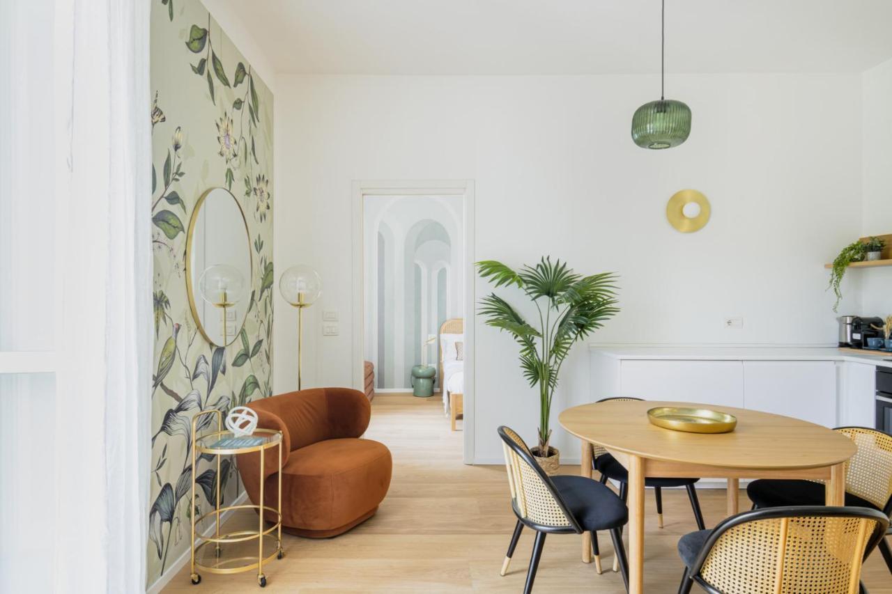 Easylife - Romantico Appartamento Sui Navigli Milán Exterior foto