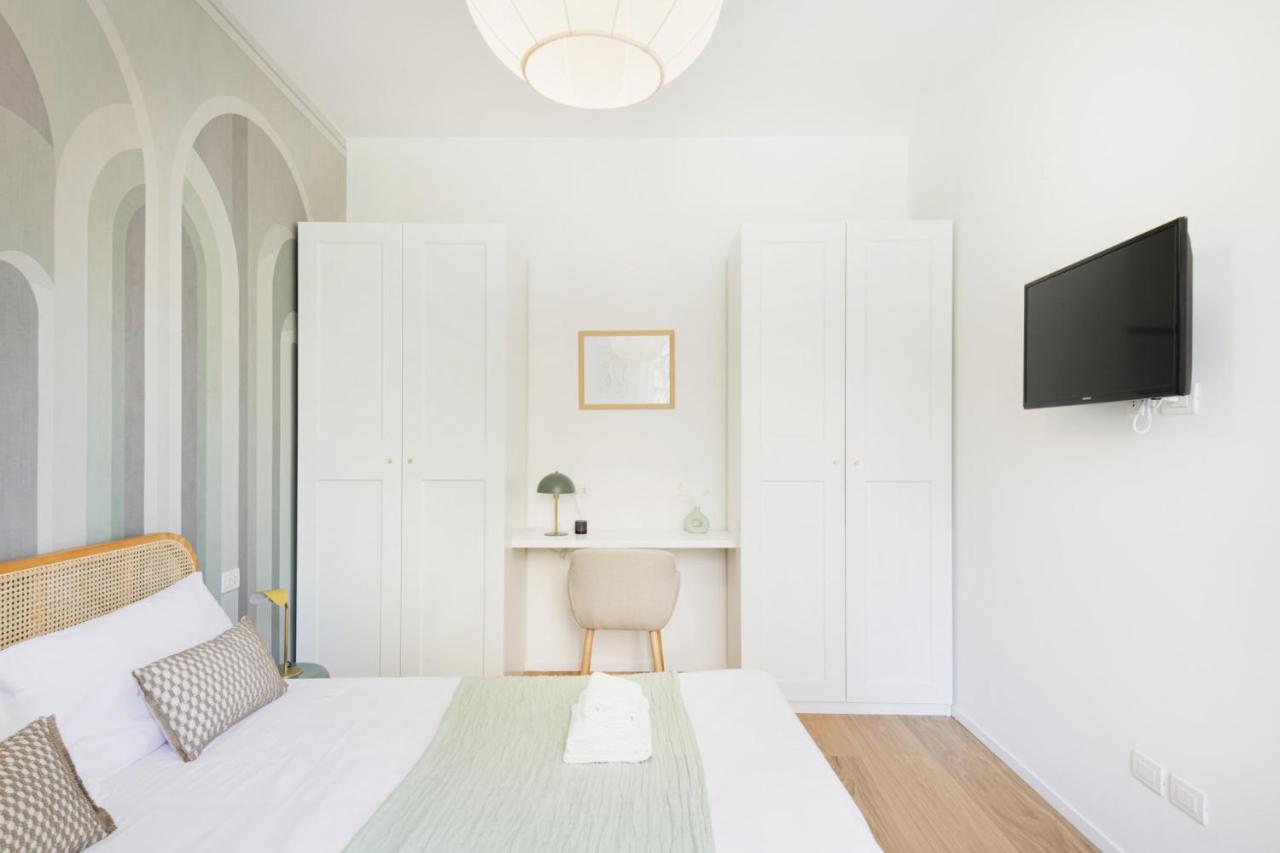 Easylife - Romantico Appartamento Sui Navigli Milán Exterior foto